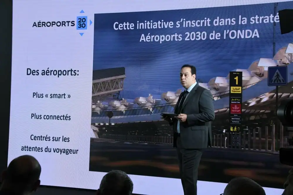 L’aéroport Mohammed V se dote d’un nouveau parvis dans le cadre du projet « Aéroports 2030 ». مطار محمد الخامس يدشّن ساحة جديدة لتسهيل تنقل المسافرين
