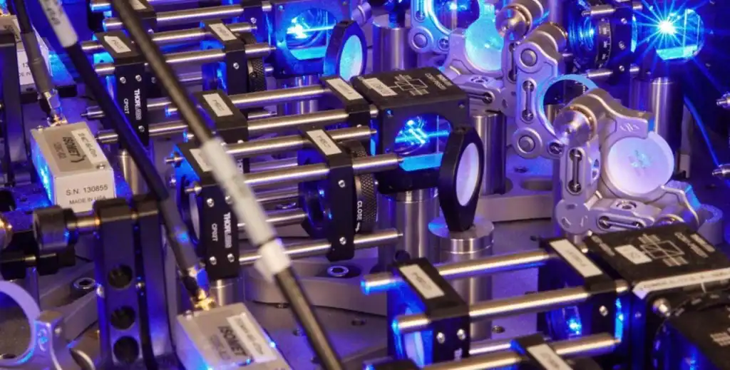 Le plus grand ordinateur quantique du monde fonctionne avec des puces NVIDIA أكبر حاسوب كمي في العالم يبدأ العمل على معالجات NVIDIA H100