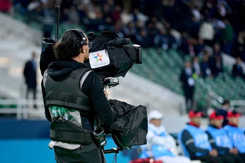 21 caméras retransmettent le derby Maroc-Tunisie en haute définition depuis le stade de Fès SNRT تستخدم 21 كاميرا لنقل ديربي المغرب وتونس من فاس