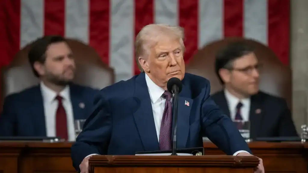 Trump annonce la signature d’un accord commercial entre les États-Unis et la Chine ترامب يعلن عن توقيع اتفاقية تجارية بين الولايات المتحدة والصين