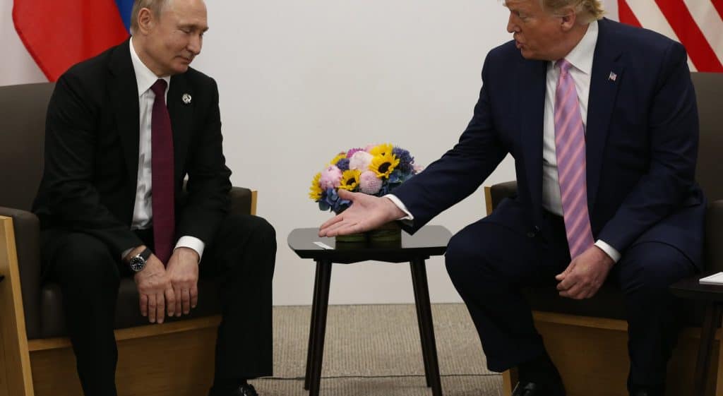 بوتين وترامب قد يلتقيان قريبًا: الكرملين يكشف عن تفاصيل اللقاء