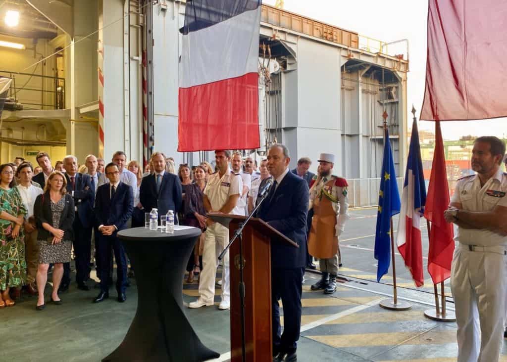 Le porte-hélicoptères français Tonnerre arrive à Casablanca pour un entraînement naval conjoint حاملة المروحيات الفرنسية تونير ترسو في الدار البيضاء لتعزيز التعاون البحري المغربي-الفرنسيحاملة المروحيات الفرنسية تونير ترسو في الدار البيضاء لتعزيز التعاون البحري المغربي-الفرنسي
