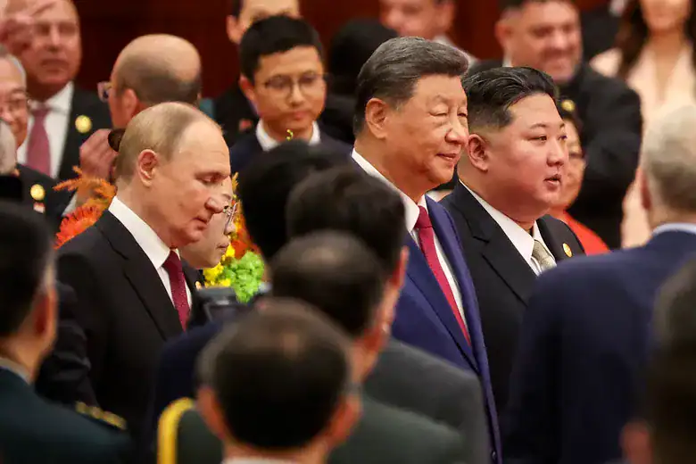 Xi, Poutine et Kim se réunissent à Pékin pour célébrer le 80e anniversaire de la fin de la Seconde Guerre mondiale سي جين بينغ وقادة الدول الأخرى