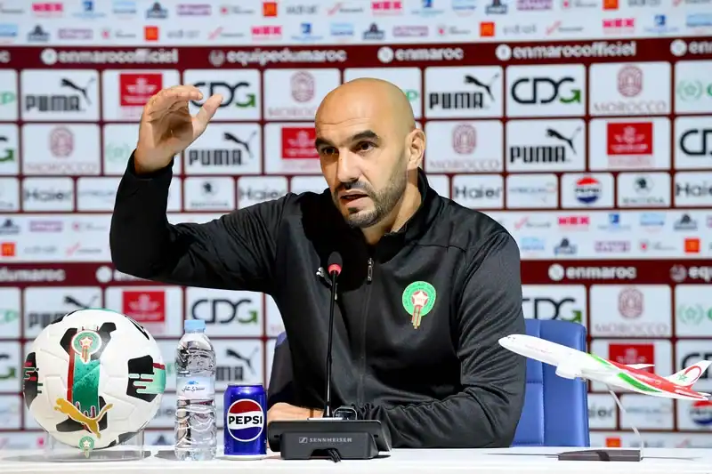En amont de la liste officielle. Al-Rikraki fait face à un défi complexe entre l’état de forme des joueurs et le risque d’absentéisme الركراكي يحل معادلة الكان!