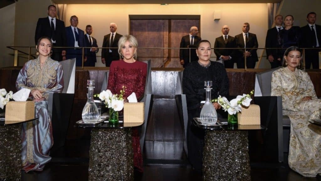 افتتاح المسرح الملكي بالرباط بحضور الأميرات وبريجيت ماكرون