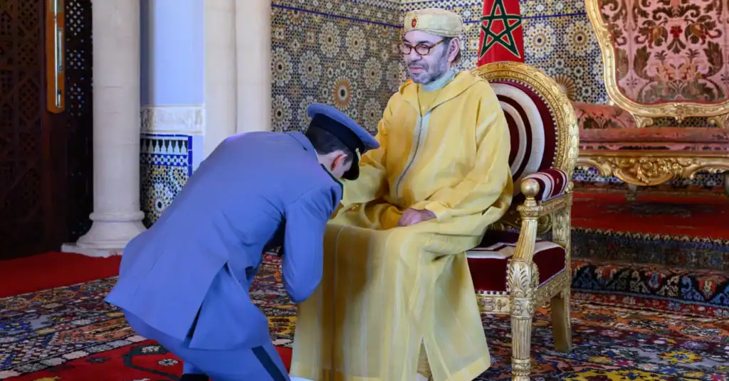تعيين ولي العهد الأمير مولاي الحسن منسقاً لمكاتب القيادة العامة للقوات المسلحة الملكية