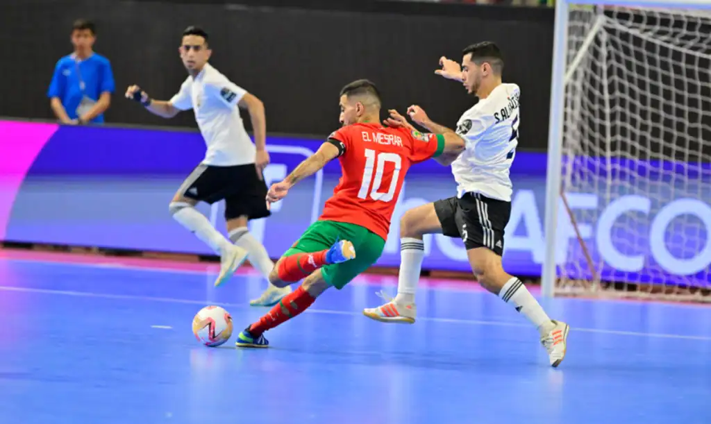 المغرب يسحق مصر 6-0 ويبلغ نهائي كأس أمم أفريقيا لكرة الصالات المغرب يسحق مصر 6-0 ويبلغ نهائي كأس أمم أفريقيا لكرة الصالات