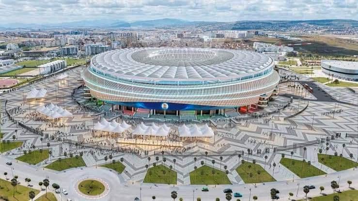 La FIFA inspecte les stades de six villes marocaines dans le cadre des préparatifs de la Coupe du monde 2030 Un stade de football candidat à l'organisation de matchs de la Coupe du monde 2030