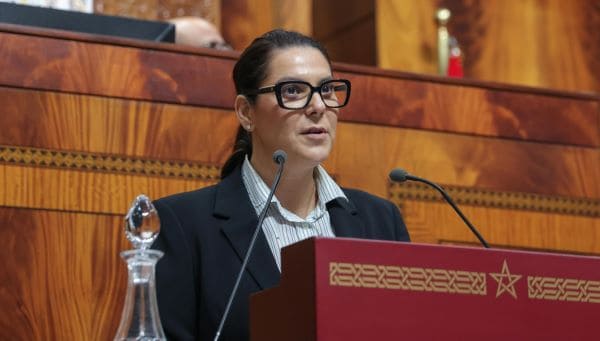 L’Assemblée nationale approuve le programme du gouvernement Mansouri par 204 voix Fatma Al-Zahra Al-Mansouri lors de la séance de vote sur le programme gouvernemental à l'Assemblée nationale