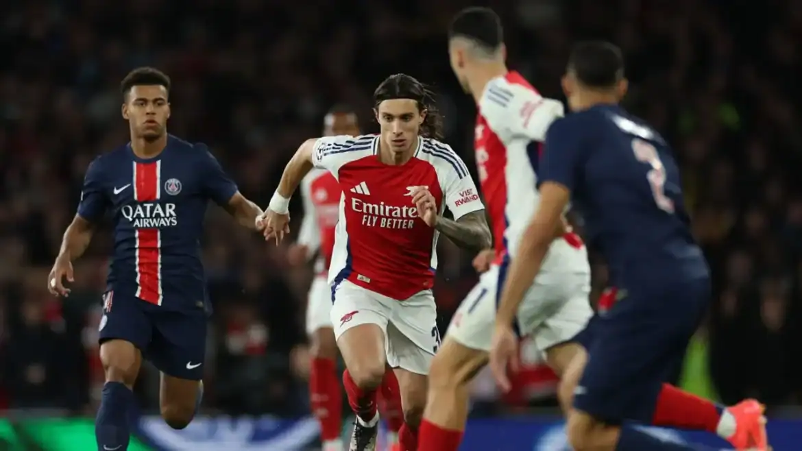 باريس سان جيرمان يهزم أرسنال في لندن ويقترب من نهائي دوري الأبطال
