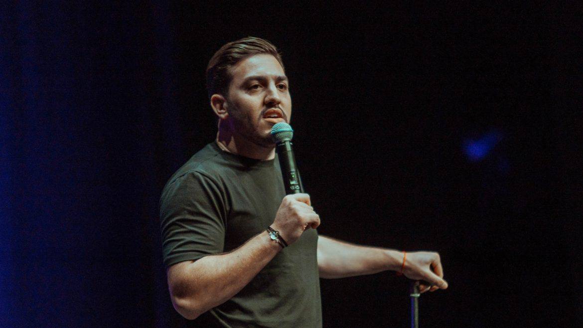 الكوميدي المغربي أمين راضي